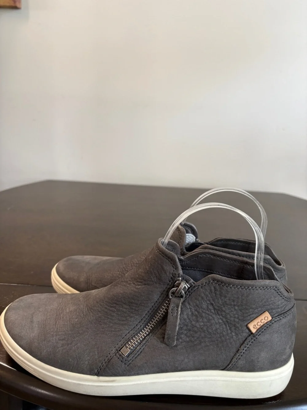 Ecco Gray Nubuck Leather Women’s Soft 7 Low Booties Size 9/9.5